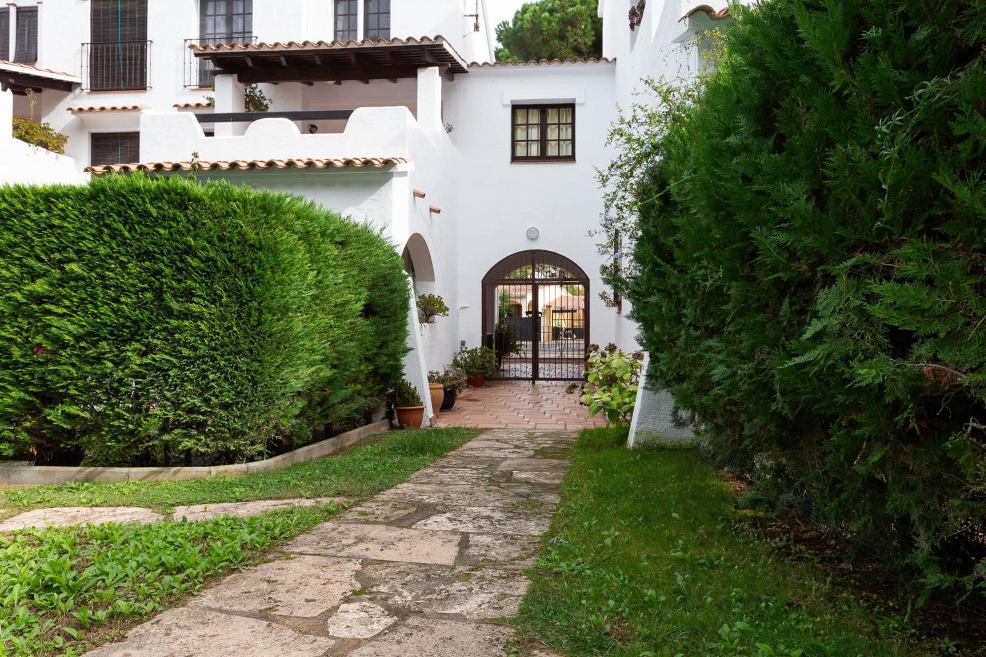 L' Escala Apartamento Clover מראה חיצוני תמונה