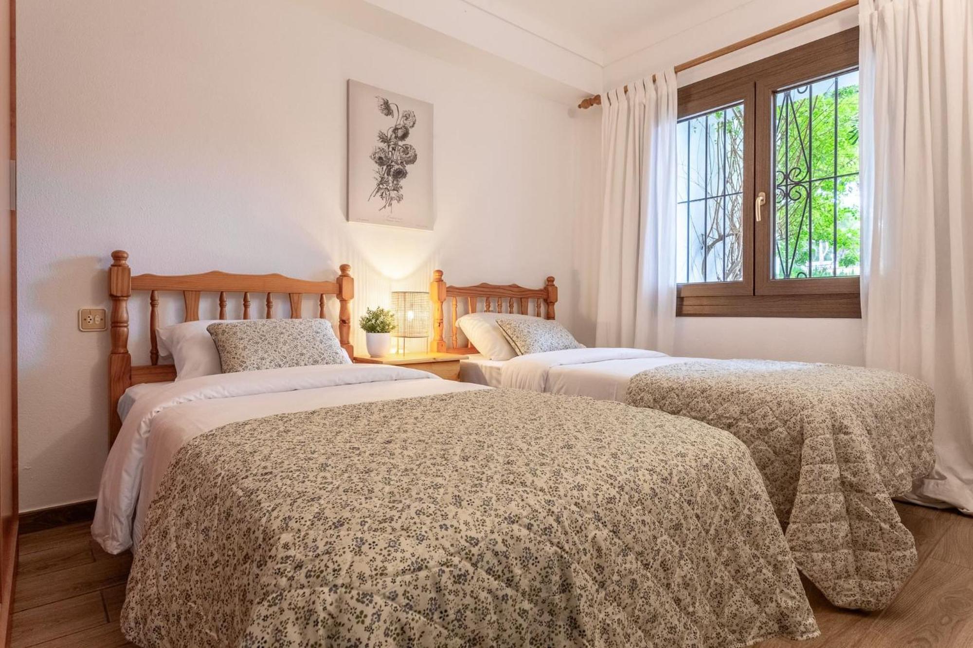 L' Escala Apartamento Clover מראה חיצוני תמונה